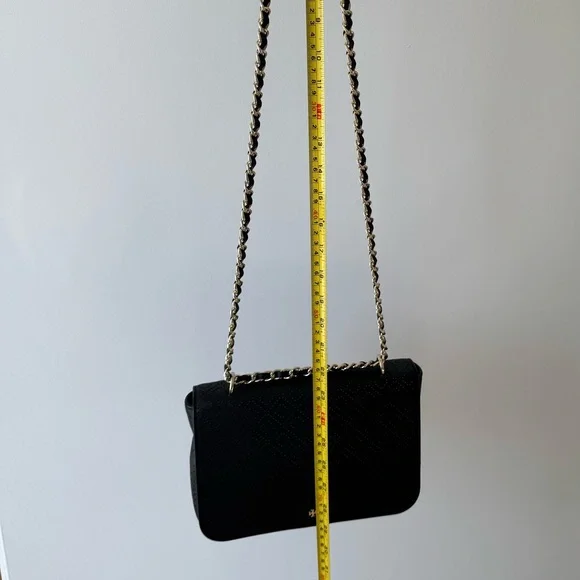 Tory Burch Black Crossbody Bag with Gold Chain - Picture 5 of 6
